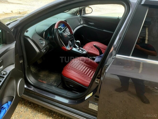 Chevrolet Cruze 2011, 149,912 km - 1.4 l - Şirvan