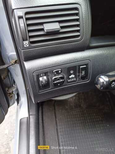 Toyota Corolla 2006, 198,300 km - 1.4 л - Bakı
