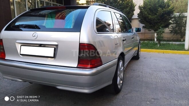 Mercedes C 200 2000, 286,000 km - 2.0 l - Bakı