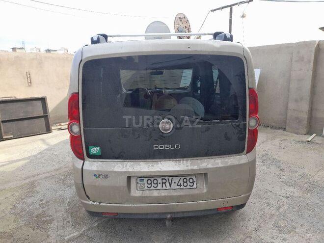 Fiat Doblo 2010, 248,361 km - 1.4 l - Bakı