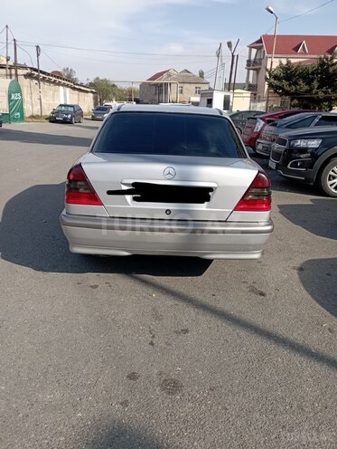 Mercedes C 200 2000, 386,000 km - 2.0 л - Bakı
