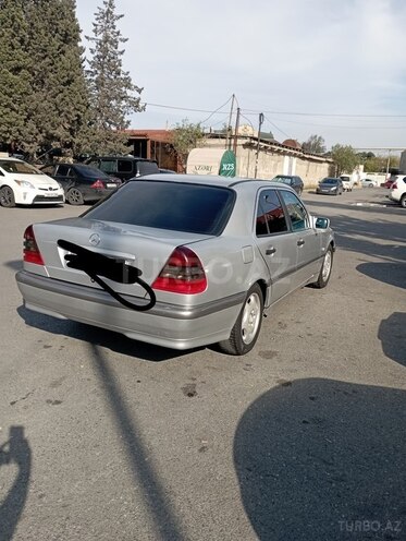 Mercedes C 200 2000, 386,000 km - 2.0 л - Bakı