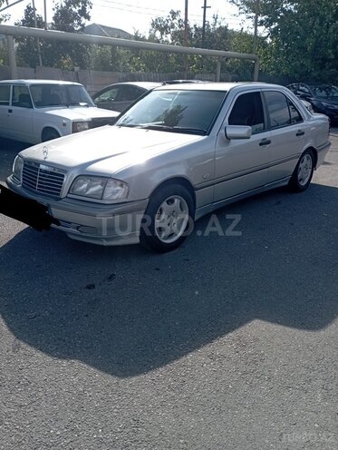 Mercedes C 200 2000, 386,000 km - 2.0 л - Bakı