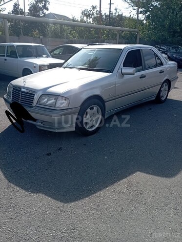 Mercedes C 200 2000, 386,000 km - 2.0 л - Bakı