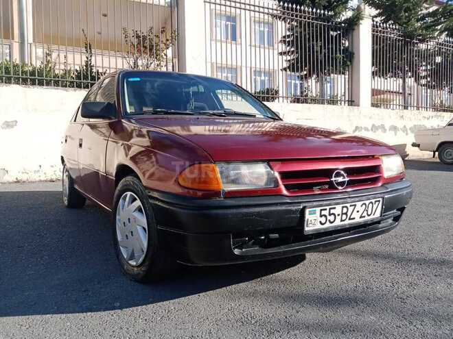 Opel Astra 1993, 447,766 km - 1.8 l - Şəki