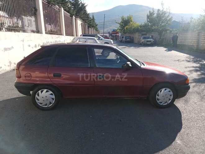 Opel Astra 1993, 447,766 km - 1.8 l - Şəki