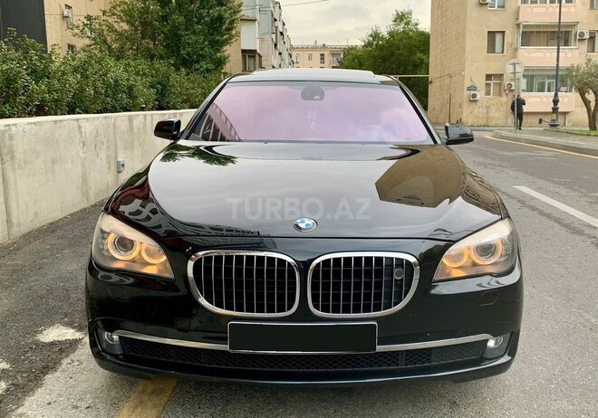 BMW 750 2009, 117,000 km - 4.4 л - Bakı
