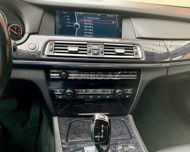 BMW 750 2009, 117,000 km - 4.4 л - Bakı