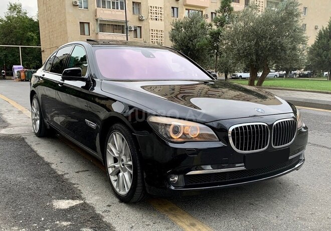 BMW 750 2009, 117,000 km - 4.4 л - Bakı