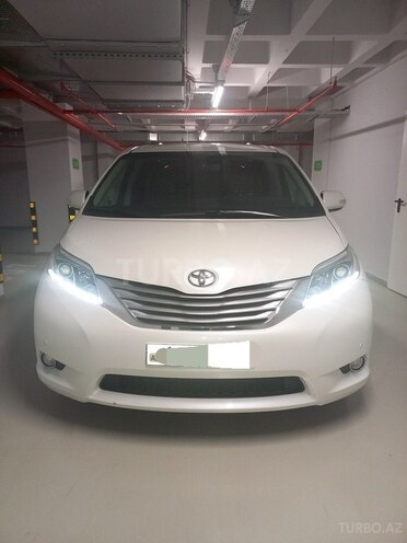 Toyota Sienna 2017, 65,000 km - 3.5 l - Bakı