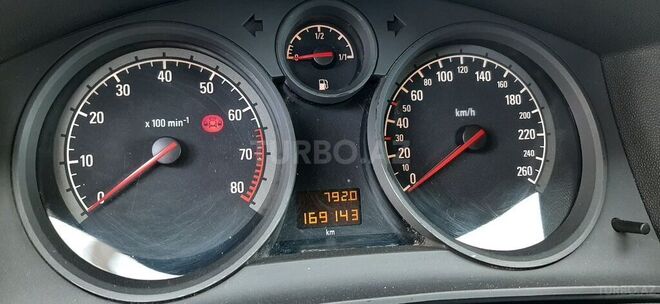 Opel Astra 2009, 170,000 km - 1.4 л - Gəncə