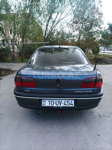 Opel Omega 1997, 259,000 km - 2.0 l - Mingəçevir