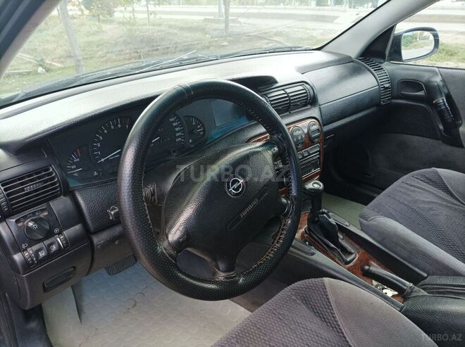 Opel Omega 1997, 259,000 km - 2.0 l - Mingəçevir