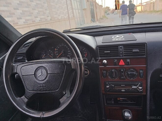 Mercedes C 200 1996, 150,000 km - 2.0 l - Bakı
