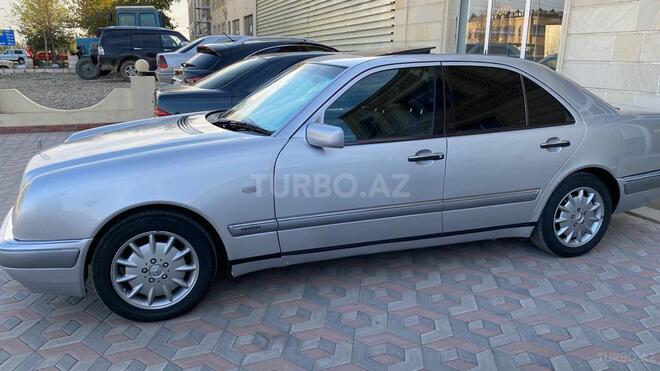 Mercedes E 200 1997, 377,000 km - 2.0 l - Yevlax