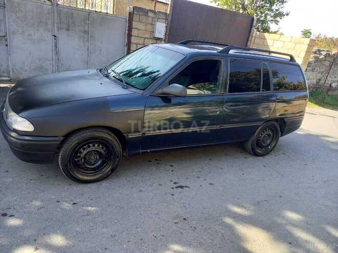 Opel Astra 1995, 275,530 km - 1.6 l - Bakı