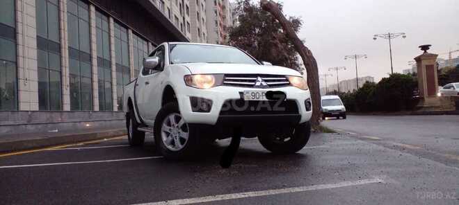 Mitsubishi L200 2014, 555,550 km - 2.5 l - Bakı