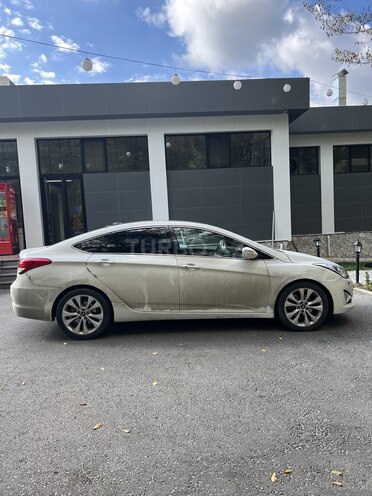 Hyundai i40 2013, 256,000 km - 2.0 л - Bakı