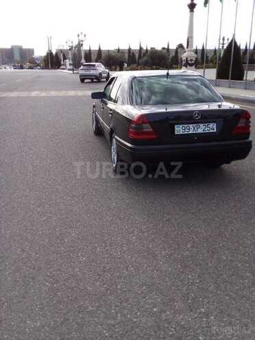 Mercedes C 180 1995, 328,000 km - 1.8 л - Bakı
