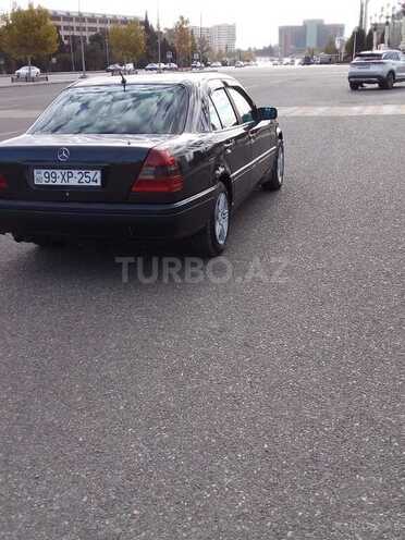 Mercedes C 180 1995, 328,000 km - 1.8 л - Bakı