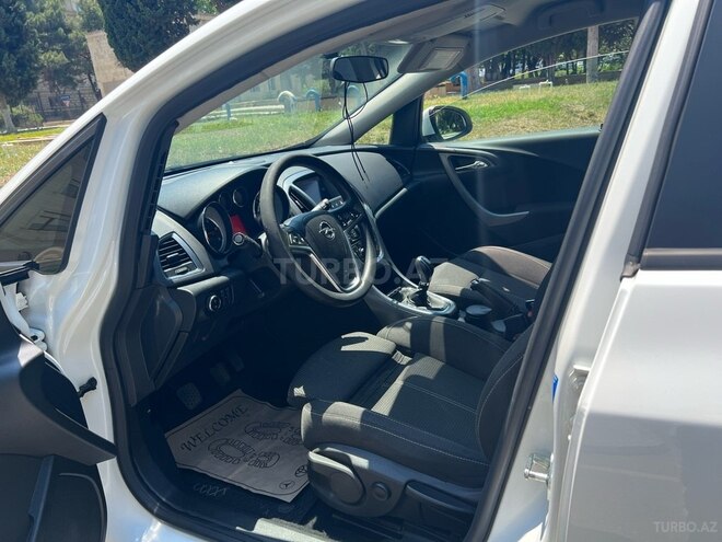 Opel Astra 2013, 191,000 km - 1.3 l - Bakı