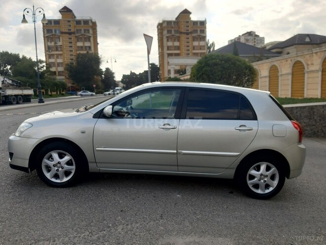 Toyota Corolla 2007, 132,000 km - 1.4 l - Bakı