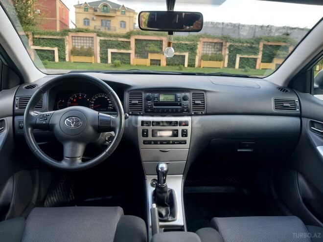 Toyota Corolla 2007, 132,000 km - 1.4 l - Bakı