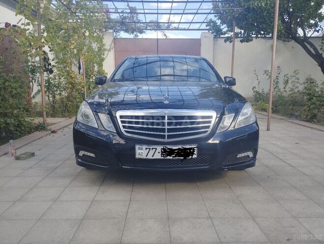 Mercedes E 220 2009, 189,000 km - 2.2 l - Qazax