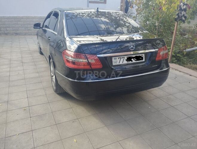 Mercedes E 220 2009, 189,000 km - 2.2 l - Qazax