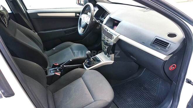 Opel Astra 2007, 218,000 km - 1.3 l - Bakı