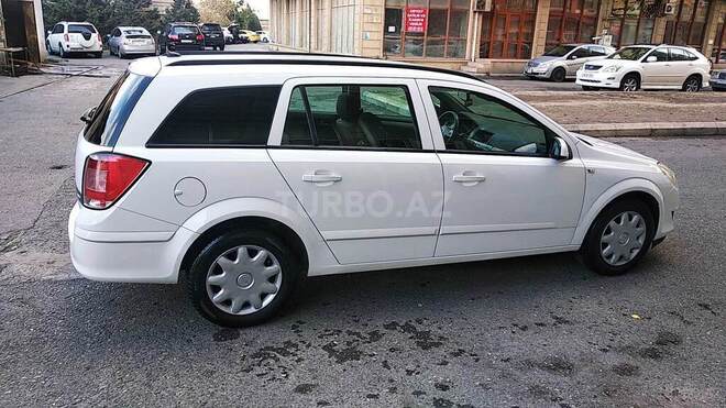 Opel Astra 2007, 218,000 km - 1.3 l - Bakı