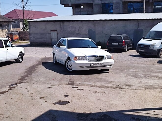 Mercedes C 240 1997, 386,505 km - 2.4 л - Şəki