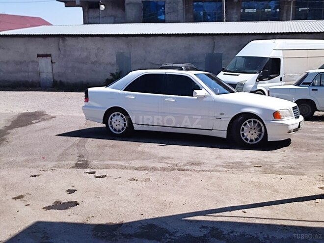 Mercedes C 240 1997, 386,505 km - 2.4 л - Şəki