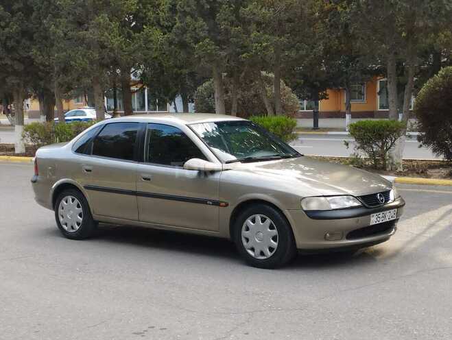 Opel Vectra 1996, 321,000 km - 1.8 l - Sumqayıt