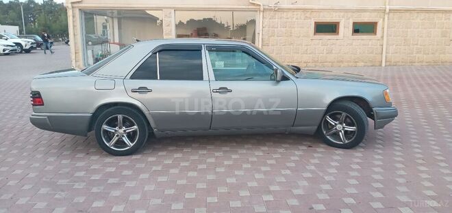Mercedes E 230 1990, 295,989 km - 2.3 l - Şirvan