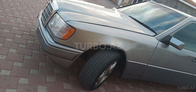 Mercedes E 230 1990, 295,989 km - 2.3 l - Şirvan
