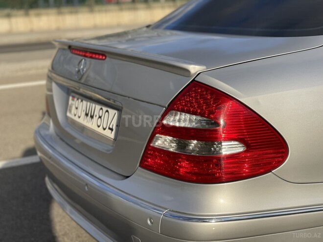 Mercedes E 320 2002, 281,000 km - 3.2 l - Bakı