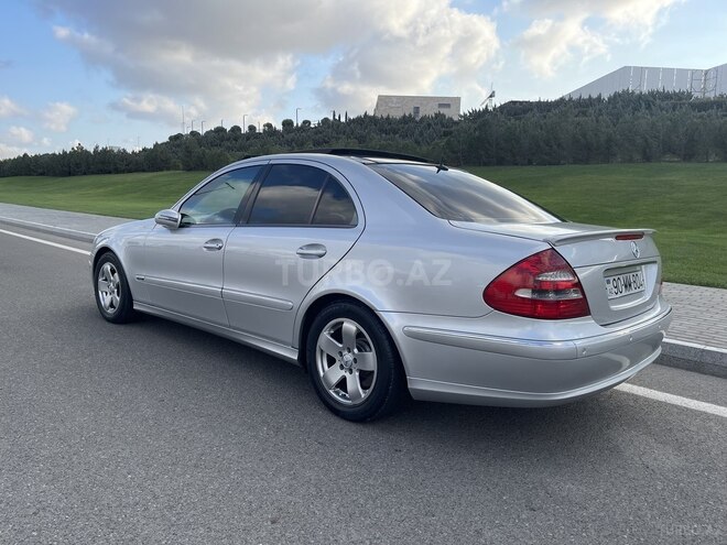 Mercedes E 320 2002, 281,000 km - 3.2 l - Bakı