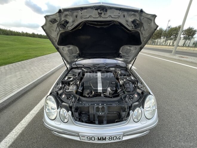 Mercedes E 320 2002, 281,000 km - 3.2 l - Bakı
