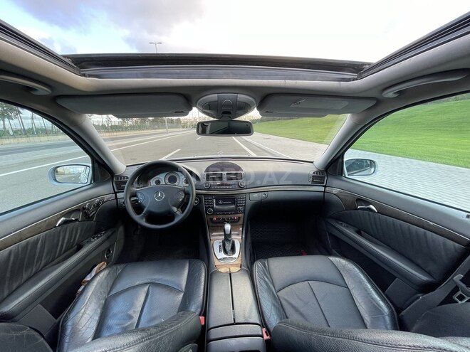 Mercedes E 320 2002, 281,000 km - 3.2 l - Bakı