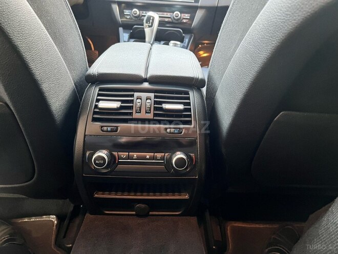 BMW 520 2016, 95,000 km - 2.0 l - Bakı
