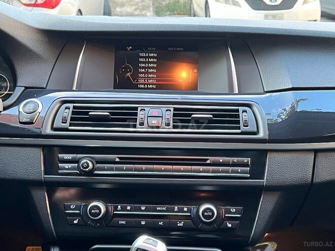 BMW 520 2016, 95,000 km - 2.0 l - Bakı