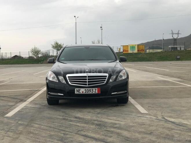 Mercedes E 220 2012, 133,385 km - 2.2 л - Bakı