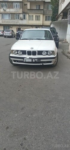 BMW 520 1991, 235,000 km - 2.0 l - Bakı