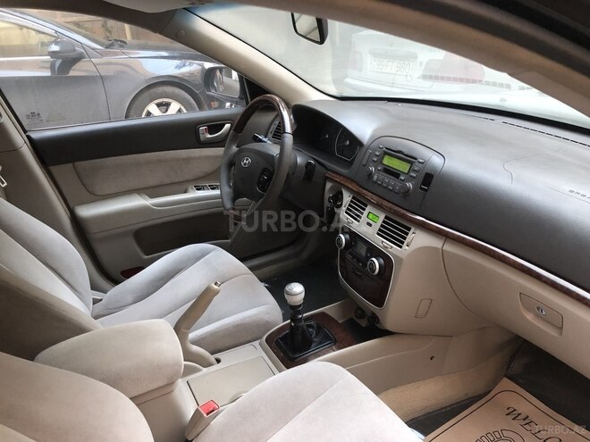 Hyundai Sonata 2006, 260,000 km - 2.0 l - Bakı