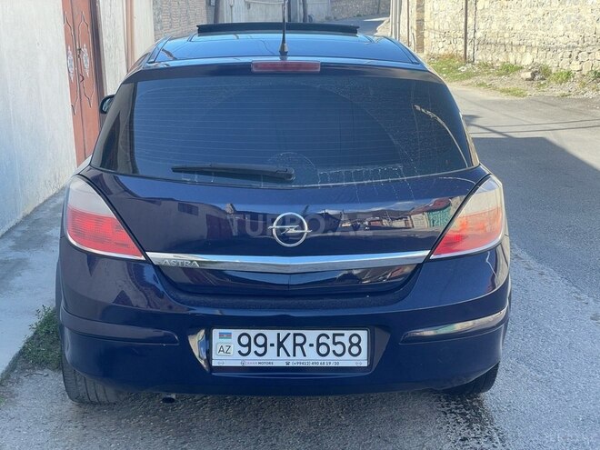 Opel Astra 2006, 236,000 km - 1.8 l - Şəki
