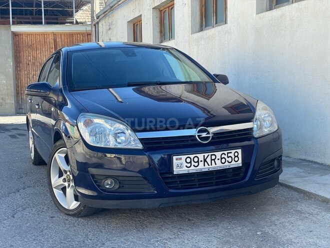 Opel Astra 2006, 236,000 km - 1.8 l - Şəki