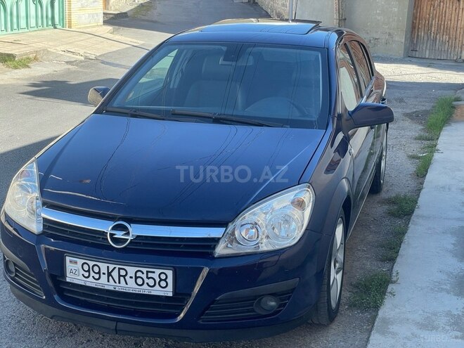 Opel Astra 2006, 236,000 km - 1.8 l - Şəki