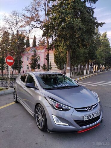 Hyundai Elantra 2015, 72,000 km - 1.8 l - Zaqatala