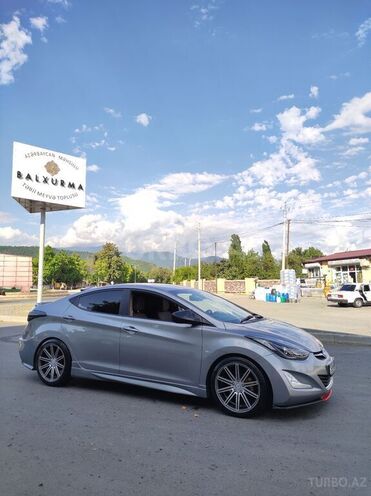 Hyundai Elantra 2015, 72,000 km - 1.8 l - Zaqatala